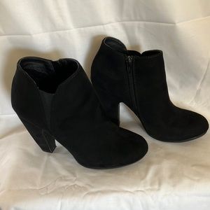 Candies Booties size 8